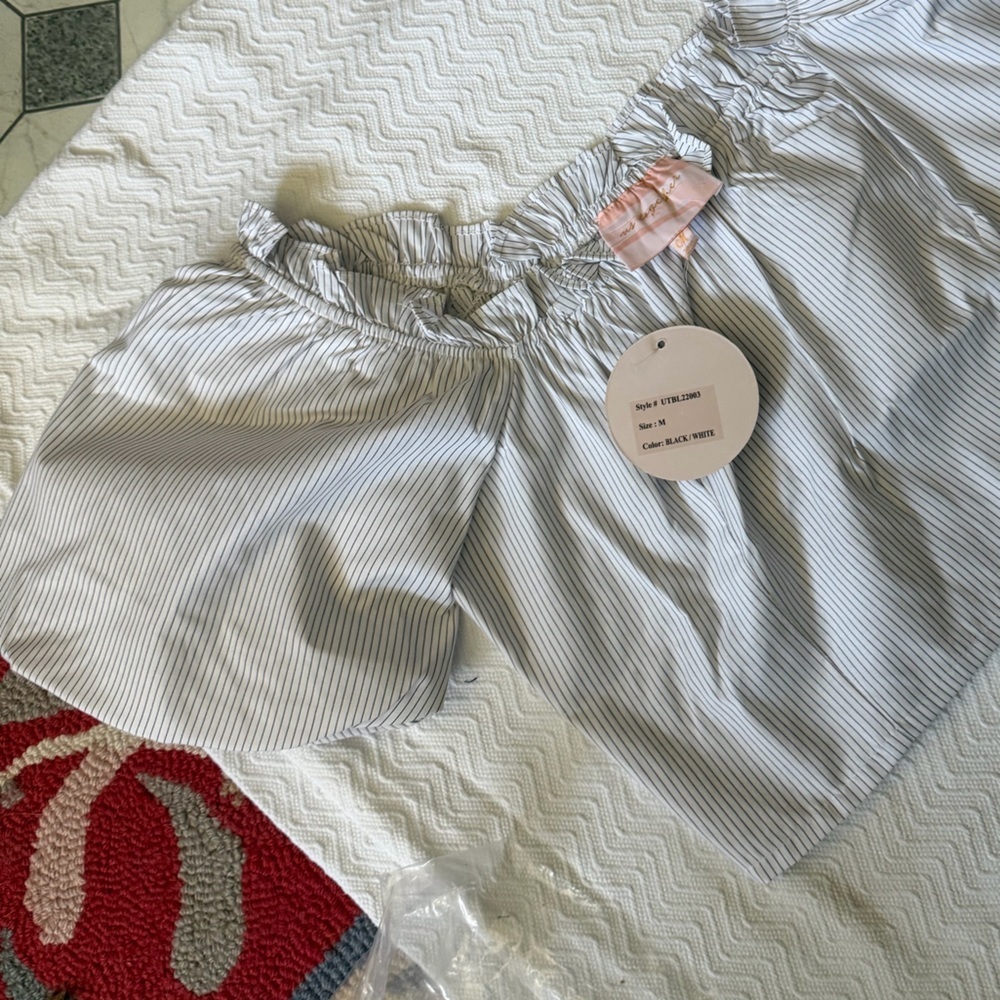 White Off-Shoulder Ruffle Top - Picture 5 of 6